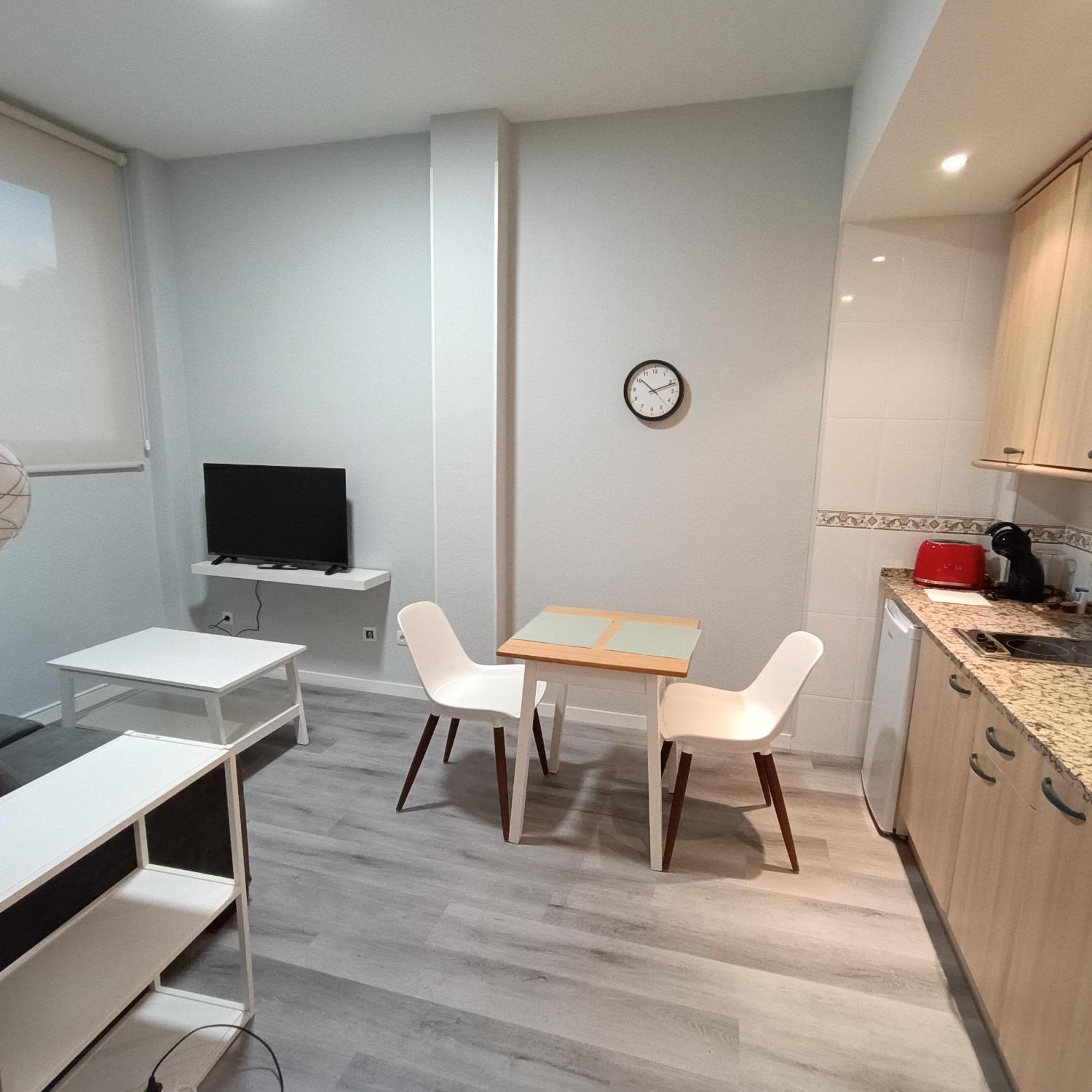 וייאדוליד Apartamentos Go Covaresa Parking Gratuito Bajo Disponibilidad מראה חיצוני תמונה